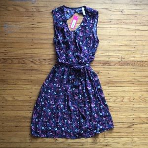 Floral dress with tie